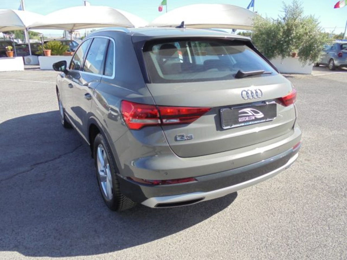 Audi Q3 35 TDI quattro S tronic Business Advanced (12)