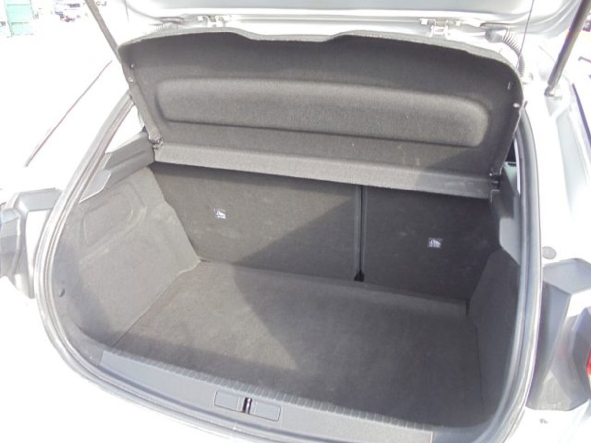 Opel Corsa 1.2 Edition (17)