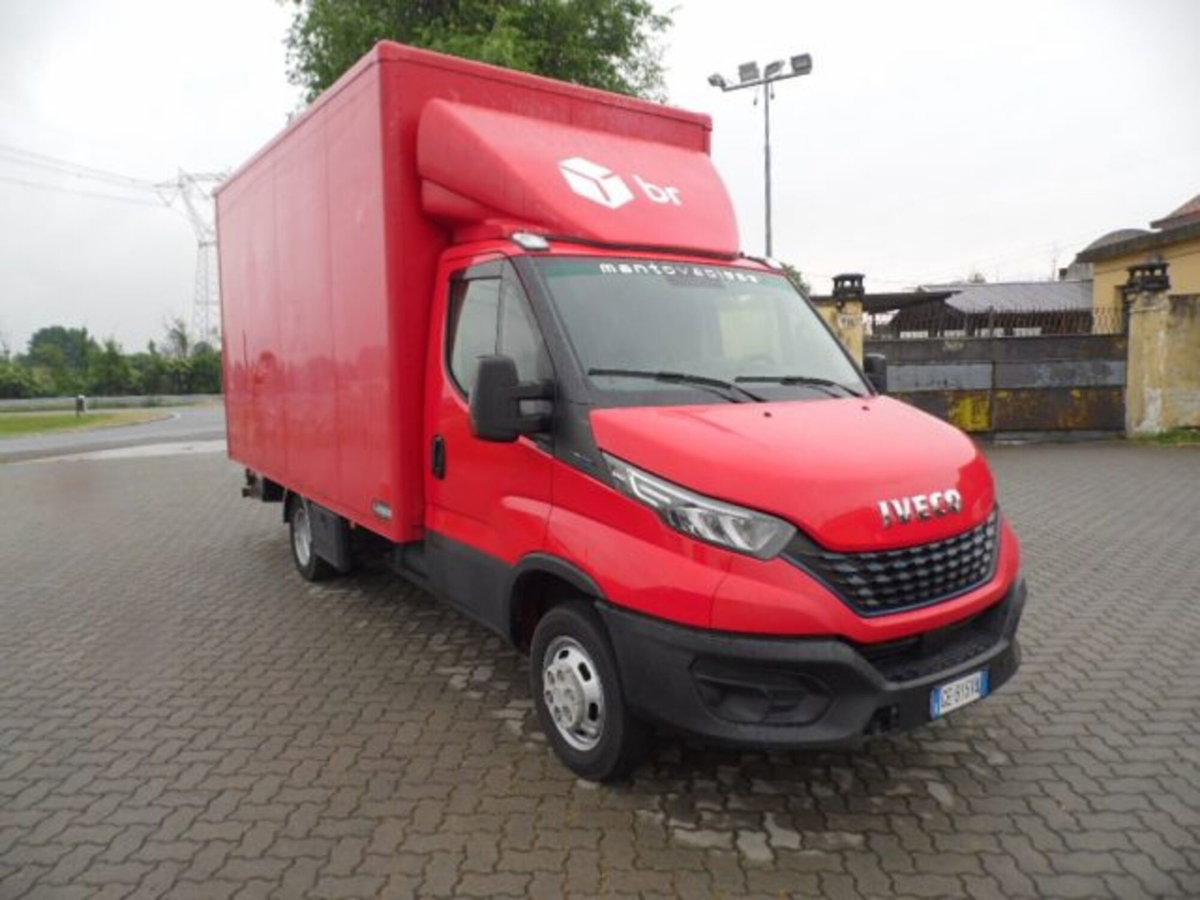 Iveco Daily Telaio 35C14NA8 BTor 3.0 Nat.Pwr PLM Cab. Blue Power Hi-Matic (3)