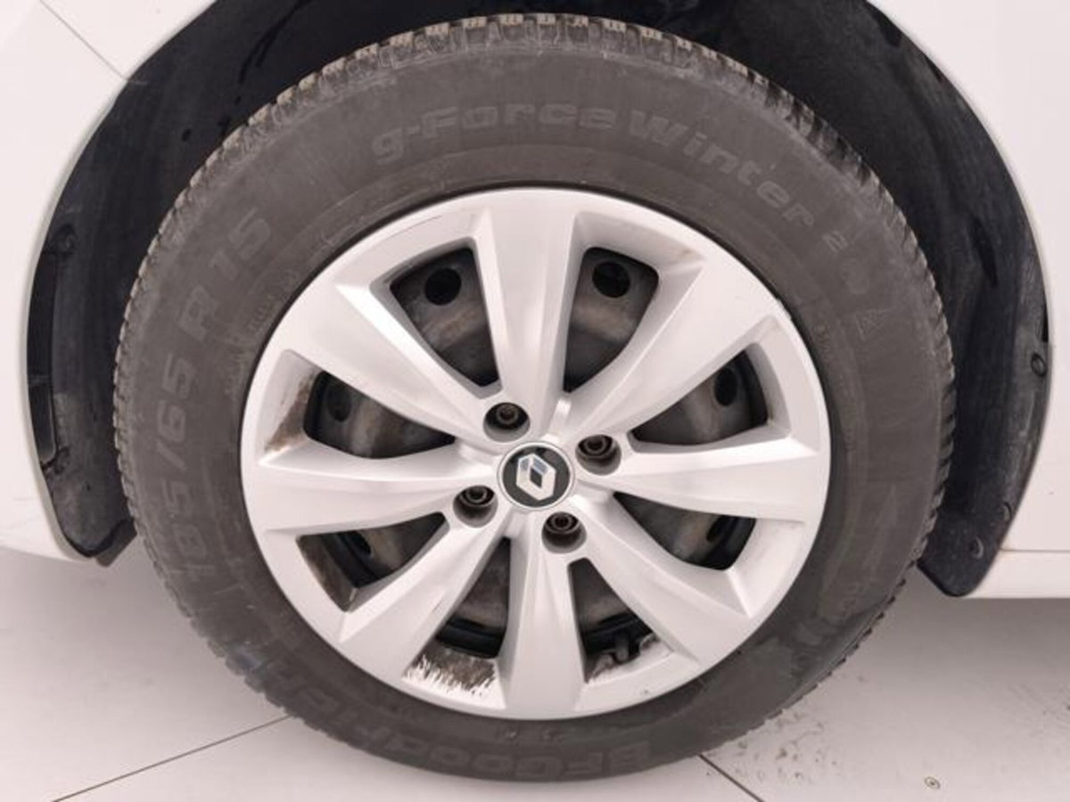 Renault Clio Blue dCi 85 CV 5 porte Business (9)