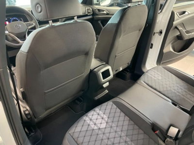 Volkswagen T-Cross 1.0 tsi R-Line 115cv (3)