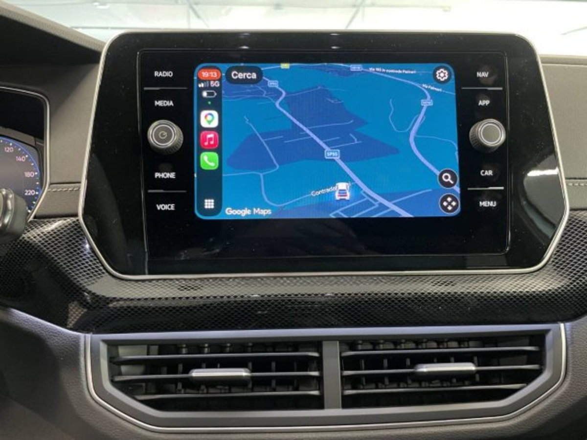 Volkswagen T-Cross 1.0 tsi R-Line 115cv (2)
