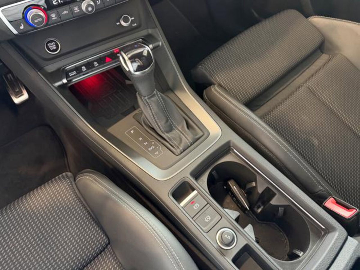 Audi Q3 Sportback 35 TDI quattro S tronic S line edition (12)