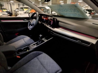 Volkswagen Golf 2.0 TDI SCR Life (12)