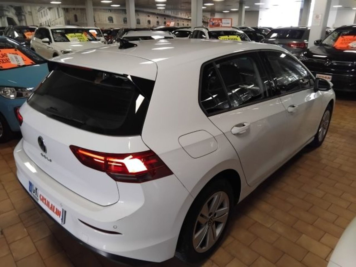 Volkswagen Golf 2.0 TDI SCR Life (6)