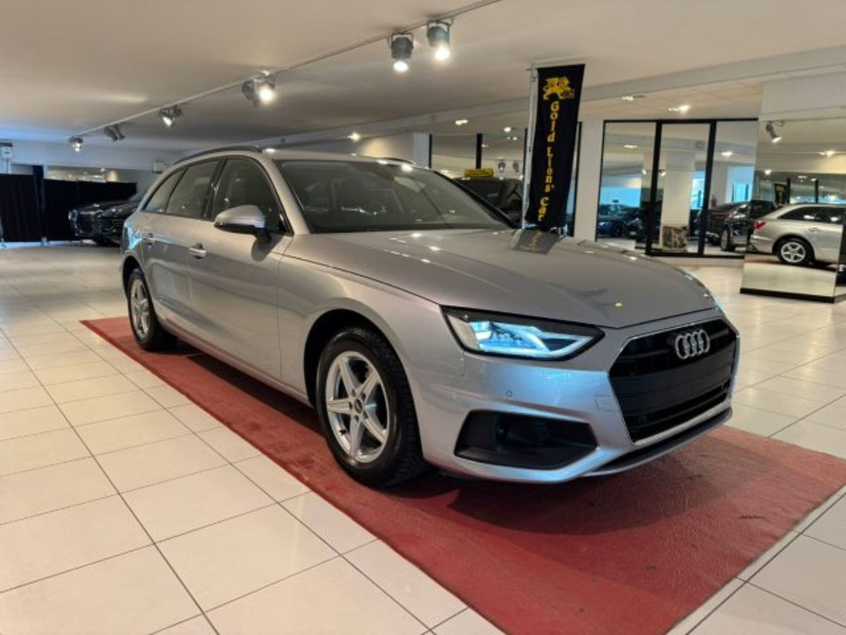 Audi A4 Avant 35 2.0 tdi mhev Business Advanced 163cv s-tronic