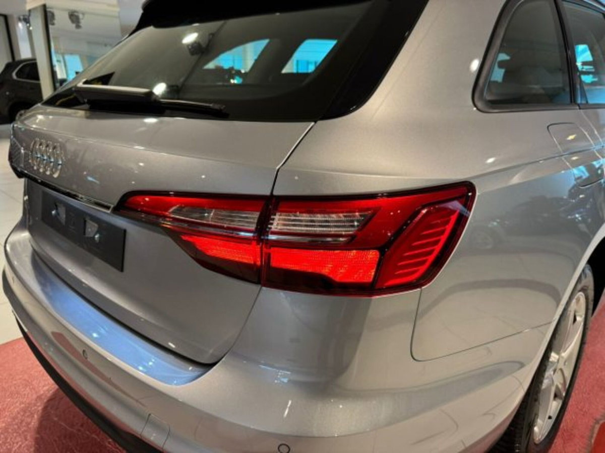 Audi A4 Avant 35 2.0 tdi mhev Business Advanced 163cv s-tronic (9)
