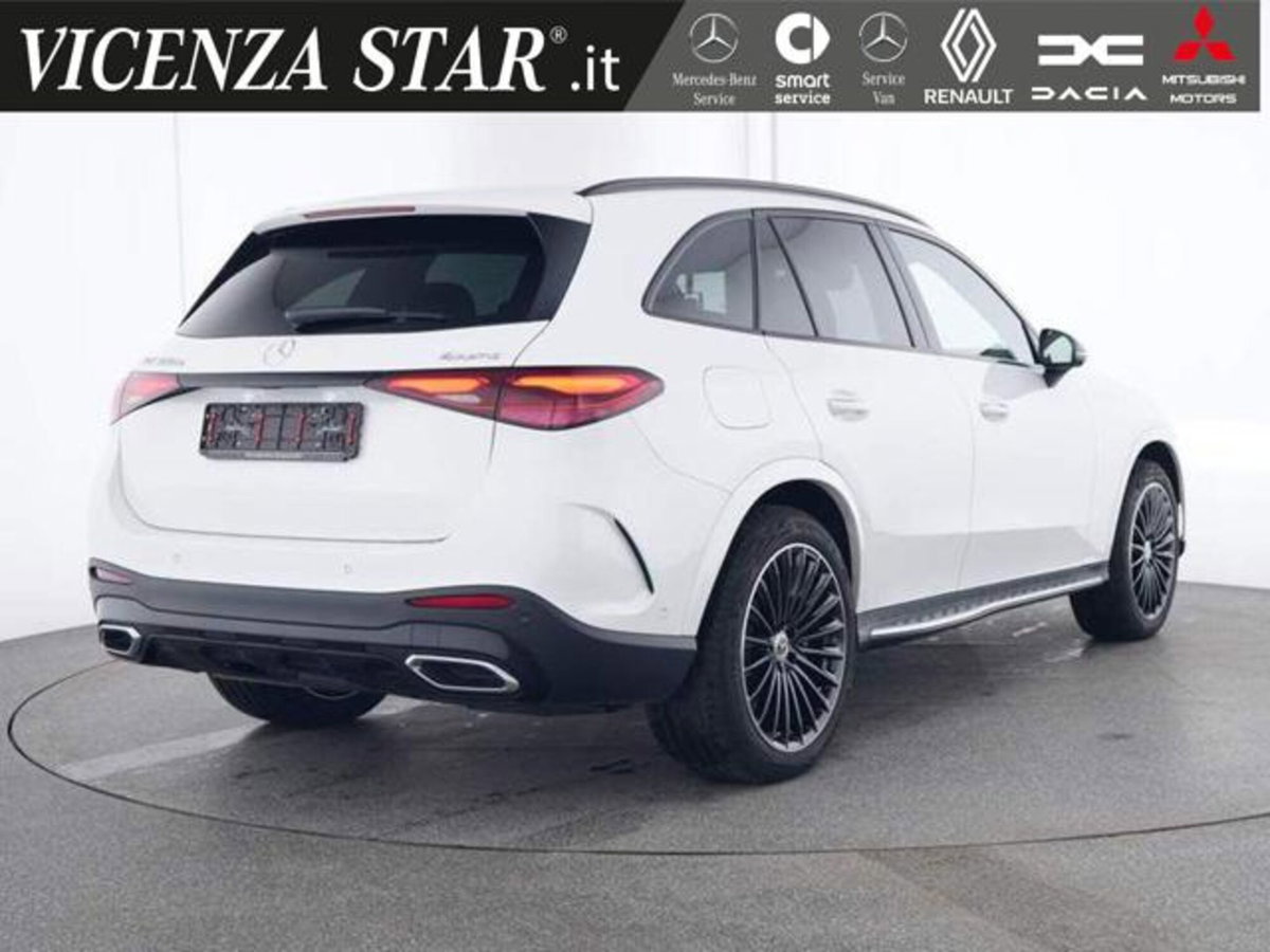 Mercedes-Benz GLC 220 d 4Matic Mild Hybrid AMG Premium Plus (3)