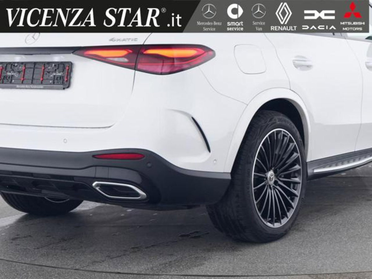 Mercedes-Benz GLC 220 d 4Matic Mild Hybrid AMG Premium Plus (4)