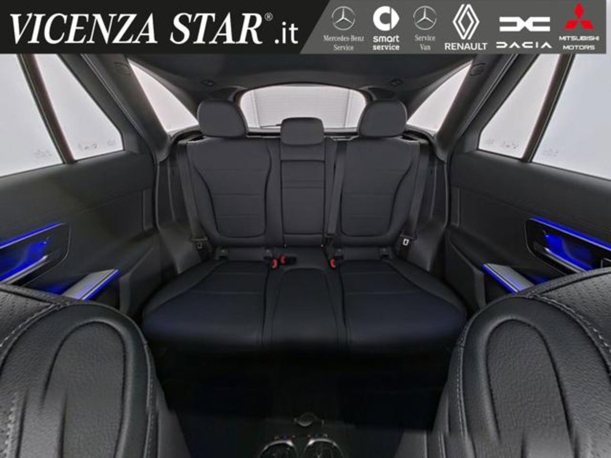 Mercedes-Benz GLC 220 d 4Matic Mild Hybrid AMG Premium Plus (9)
