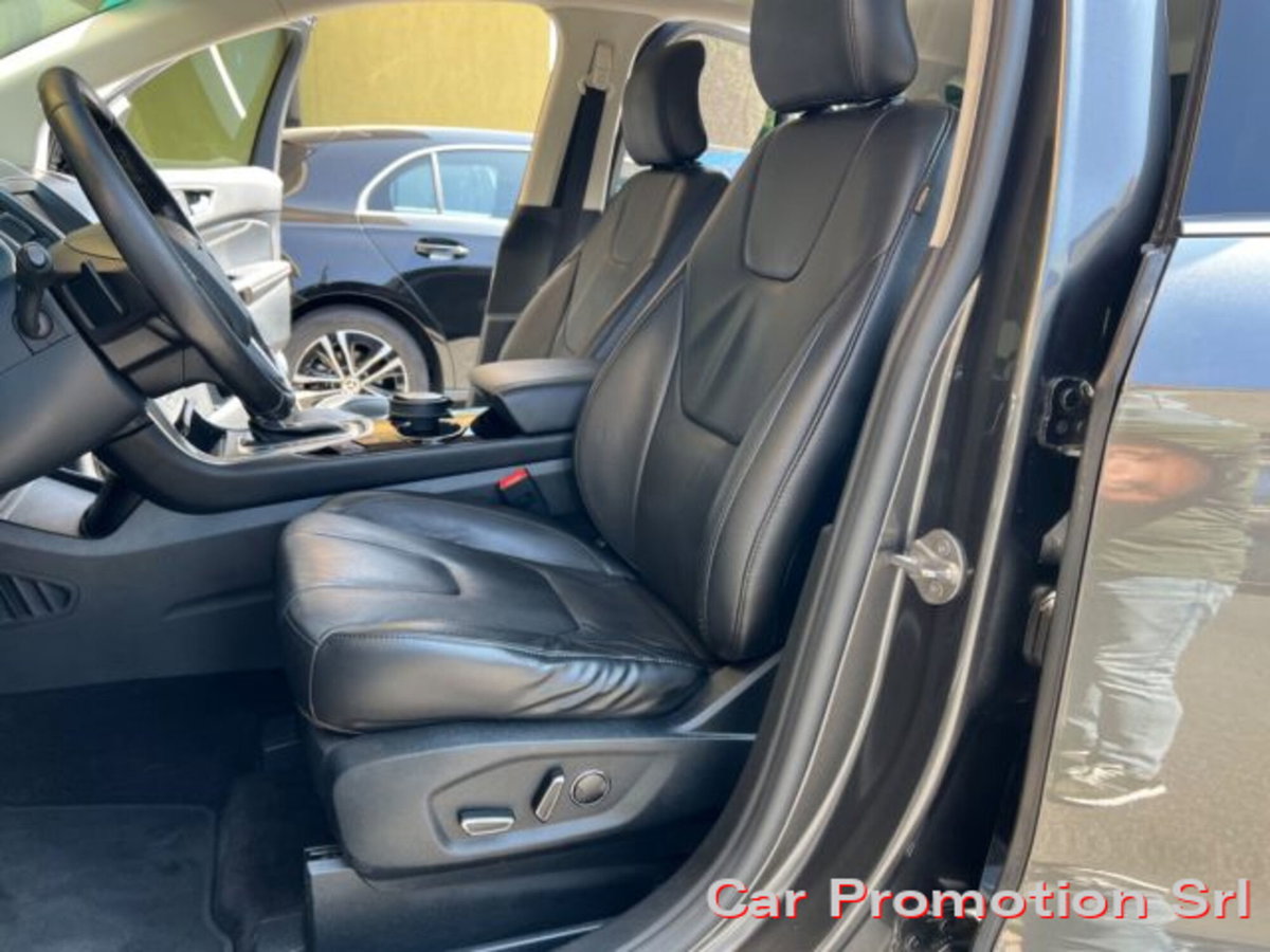 Ford Edge 2.0 TDCI 210 CV AWD Start&Stop Powershift Titanium (12)