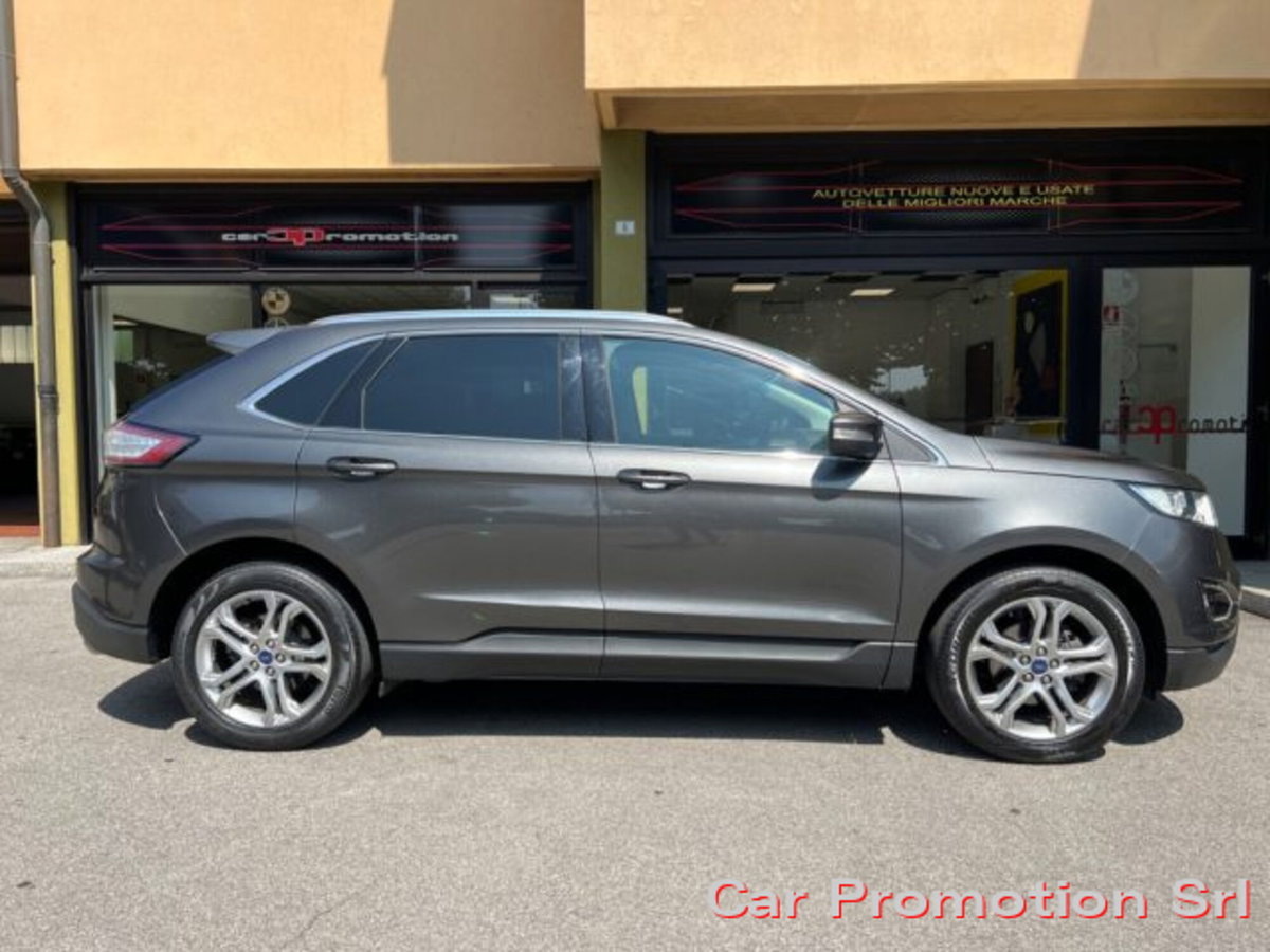 Ford Edge 2.0 TDCI 210 CV AWD Start&Stop Powershift Titanium (3)