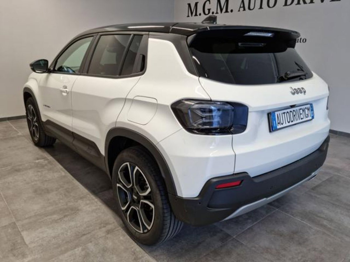Jeep Avenger 1.2 turbo Summit fwd 100cv (16)