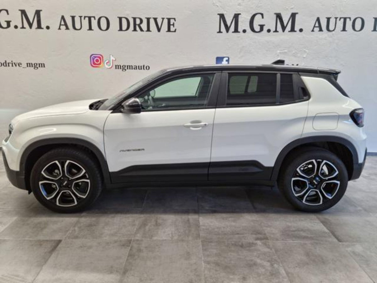 Jeep Avenger 1.2 turbo Summit fwd 100cv (2)