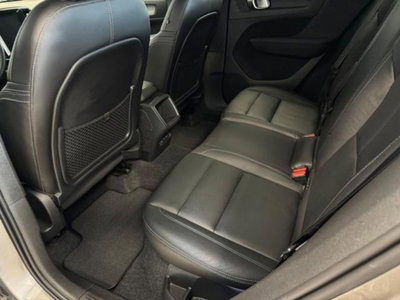 Volvo XC40 D4 AWD Geartronic Inscription (8)