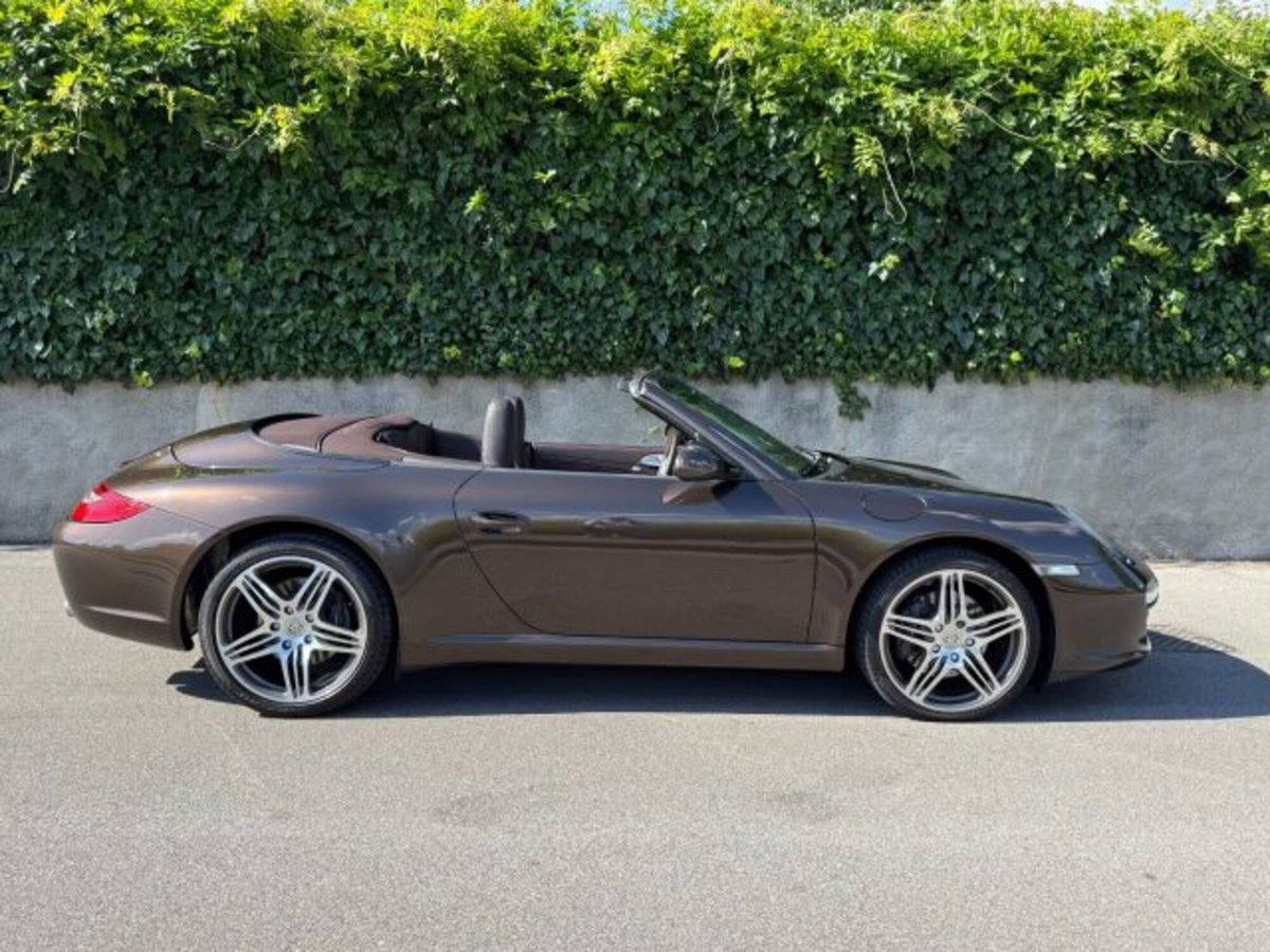 Porsche 911 Cabrio Carrera 4 (4)