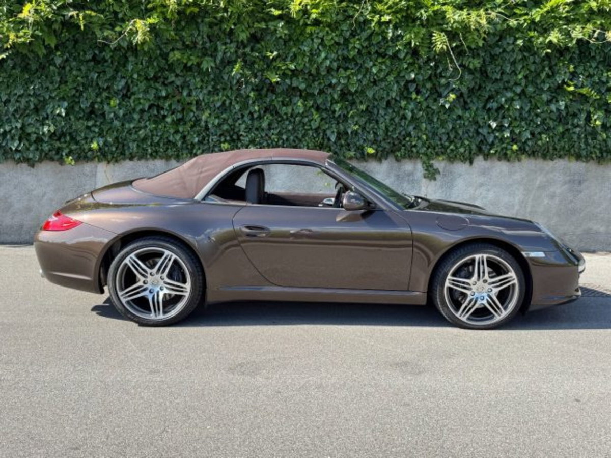 Porsche 911 Cabrio Carrera 4 (5)