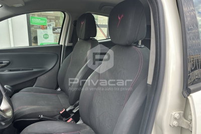 Lancia Ypsilon 0.9 TwinAir 85 CV 5 porte Metano Ecochic Elefantino (13)