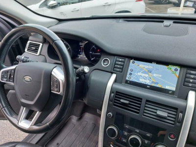Land Rover Discovery Sport 2.0 TD4 150 CV HSE (17)