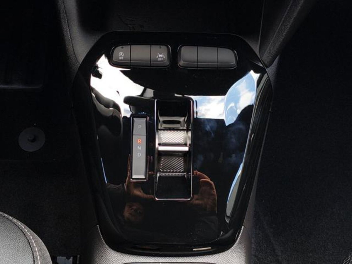 Opel Corsa 1.2 hybrid GS 110cv dct6 (12)