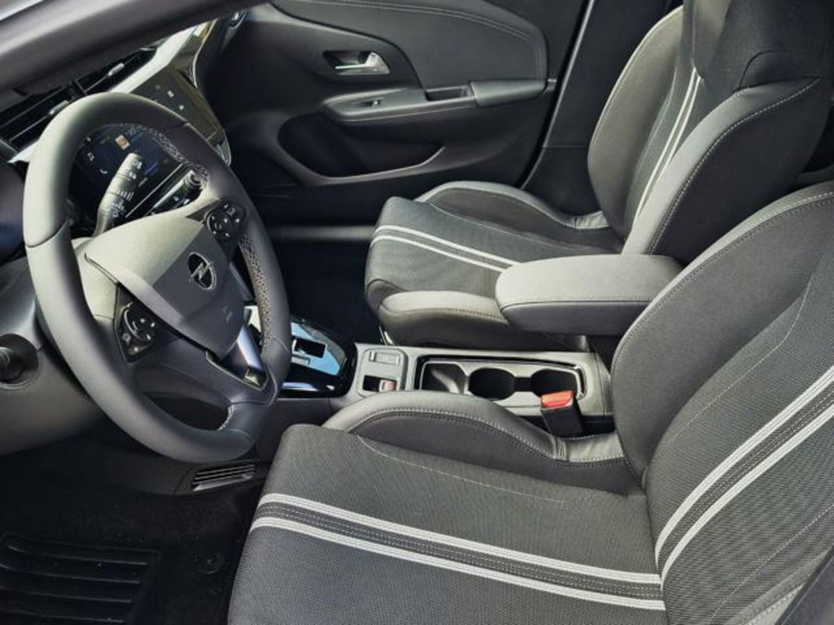 Opel Corsa 1.2 hybrid GS 110cv dct6 (14)