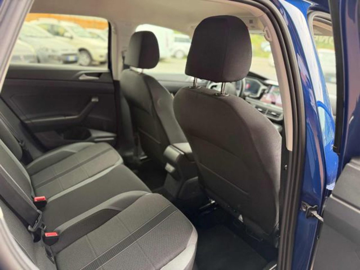 Volkswagen Polo 1.0 tsi Style 95cv (12)