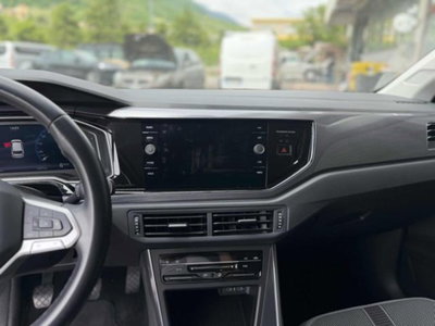 Volkswagen Polo 1.0 tsi Style 95cv (9)