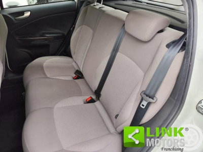 Alfa Romeo Giulietta 1.6 JTDm-2 Distinctive (6)