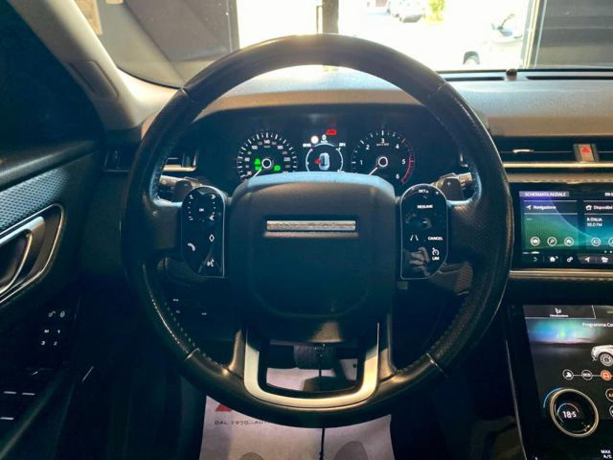 Land Rover Range Rover Velar 2.0D I4 240 CV HSE (7)