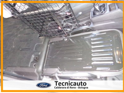 Ford Transit Courier 1.0 EcoBoost 100CV  Trend (18)