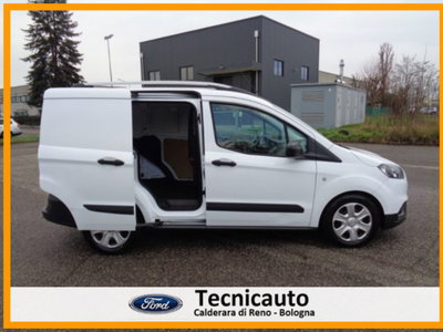 Ford Transit Courier 1.0 EcoBoost 100CV  Trend (2)