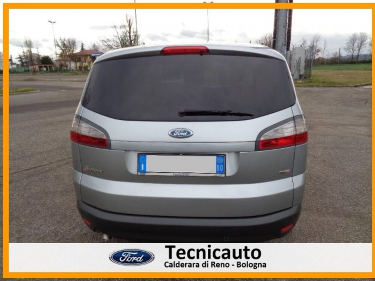 Ford S-Max 2.0 TDCi 130CV 6tr. Titanium DPF (8)