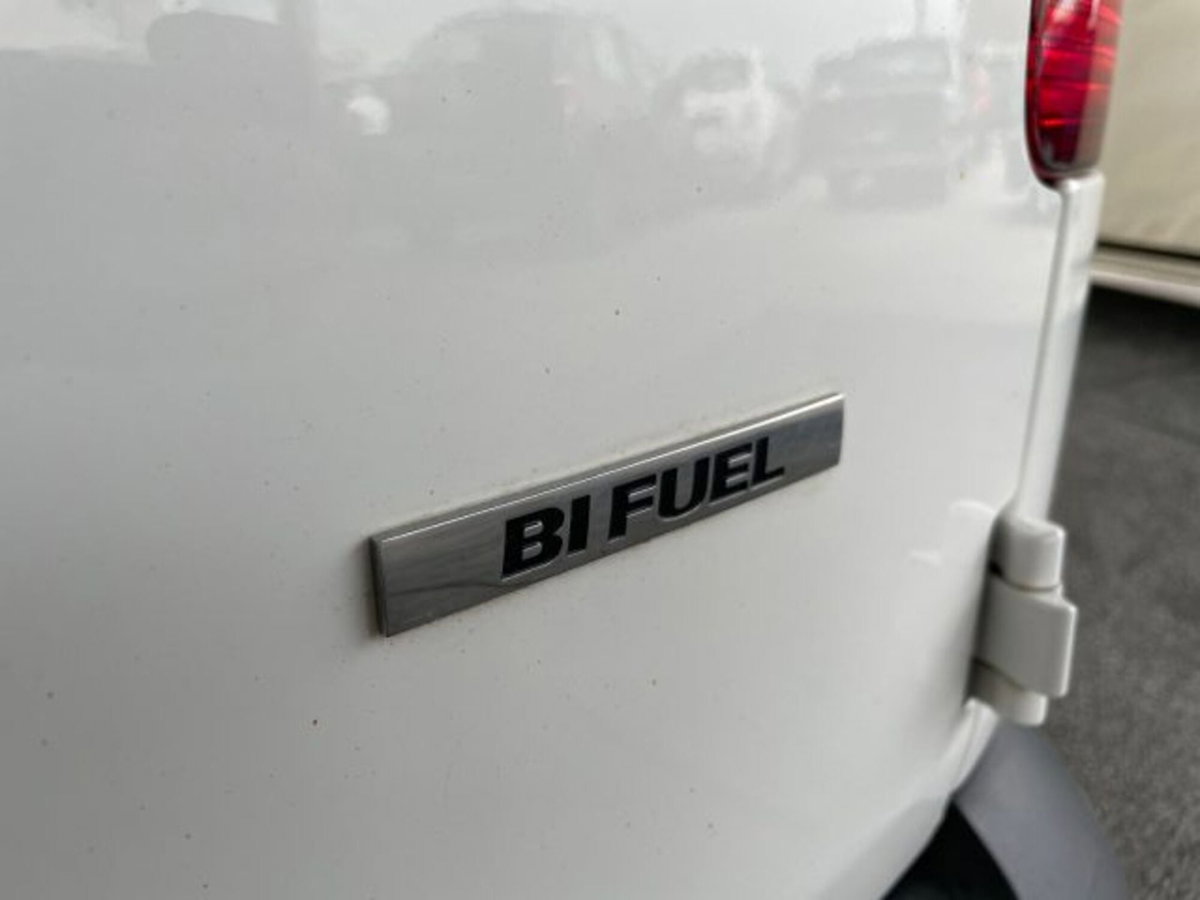 Volkswagen Caddy 1.6 102 CV BiFuel 5p. Highline (13)