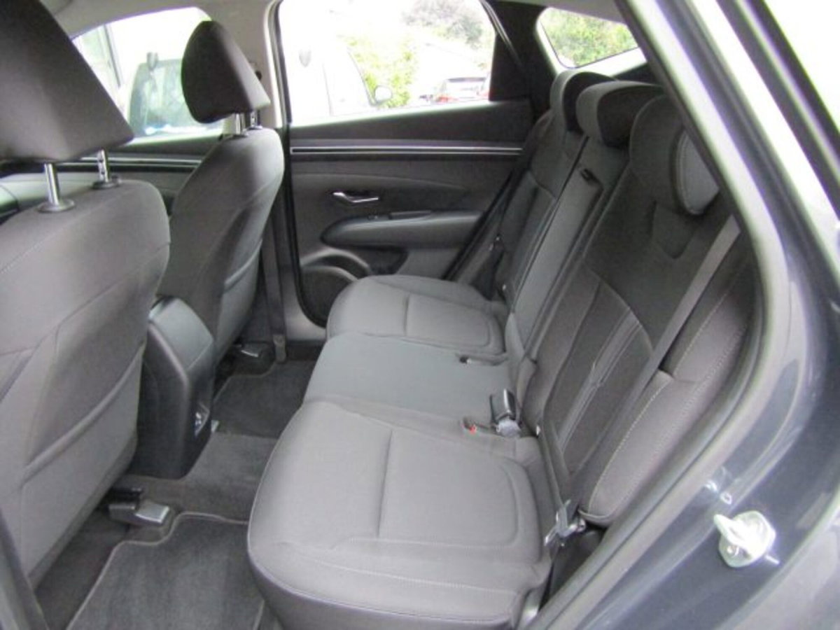 Hyundai Tucson 1.6 t-gdi 48V Exellence 2wd dct (10)