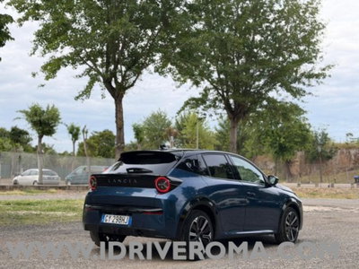 Lancia Ypsilon 1.2 mhev LX 110cv e-dct (5)
