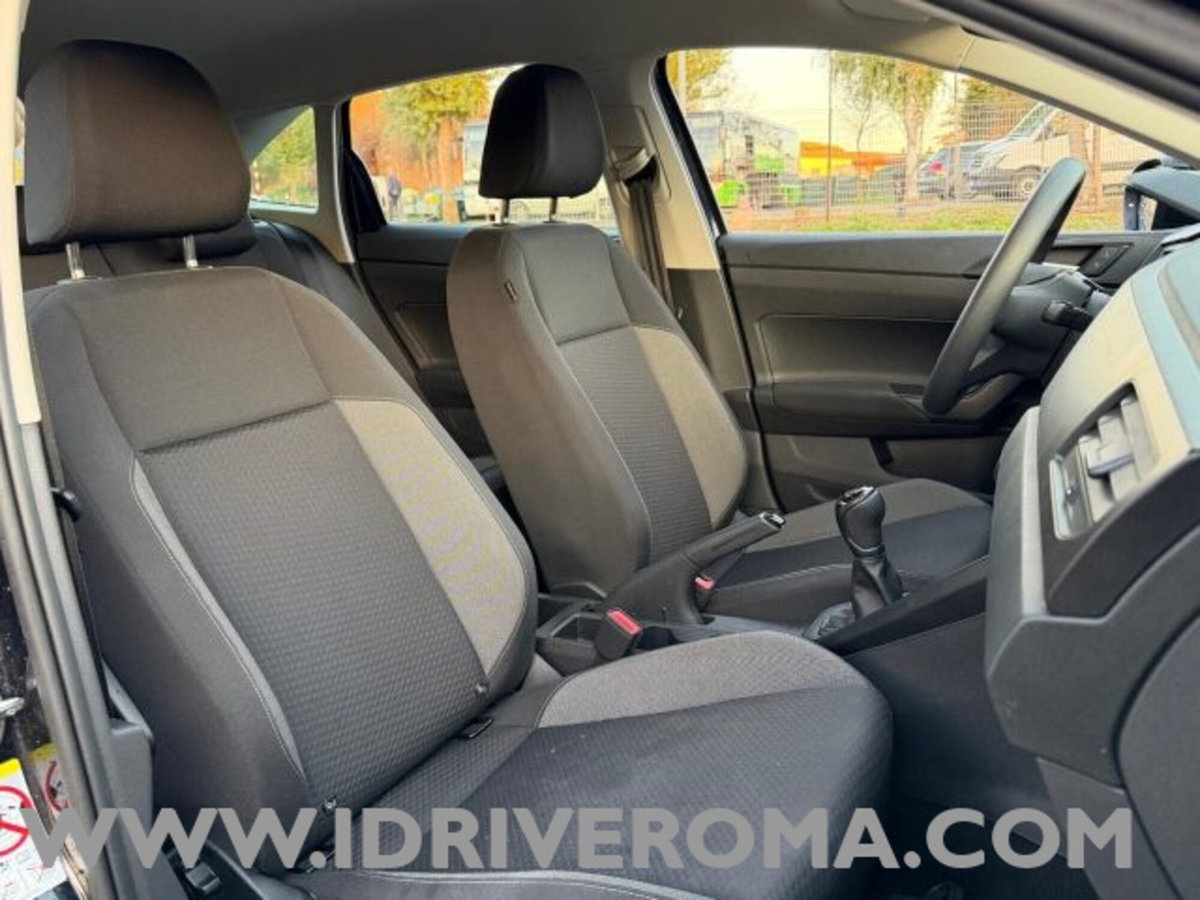 Volkswagen Taigo 1.0 tsi Life 95cv (12)