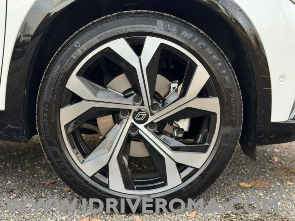 Renault Austral 1.2 full hybrid Iconic Esprit Alpine 200cv auto (7)