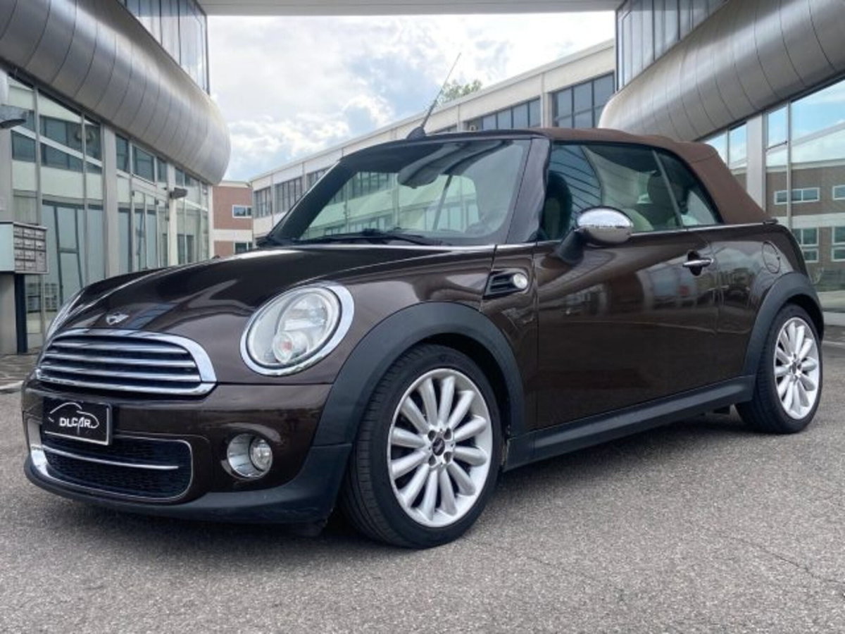 MINI Mini Cabrio 1.6 16V Cooper D Cabrio (3)