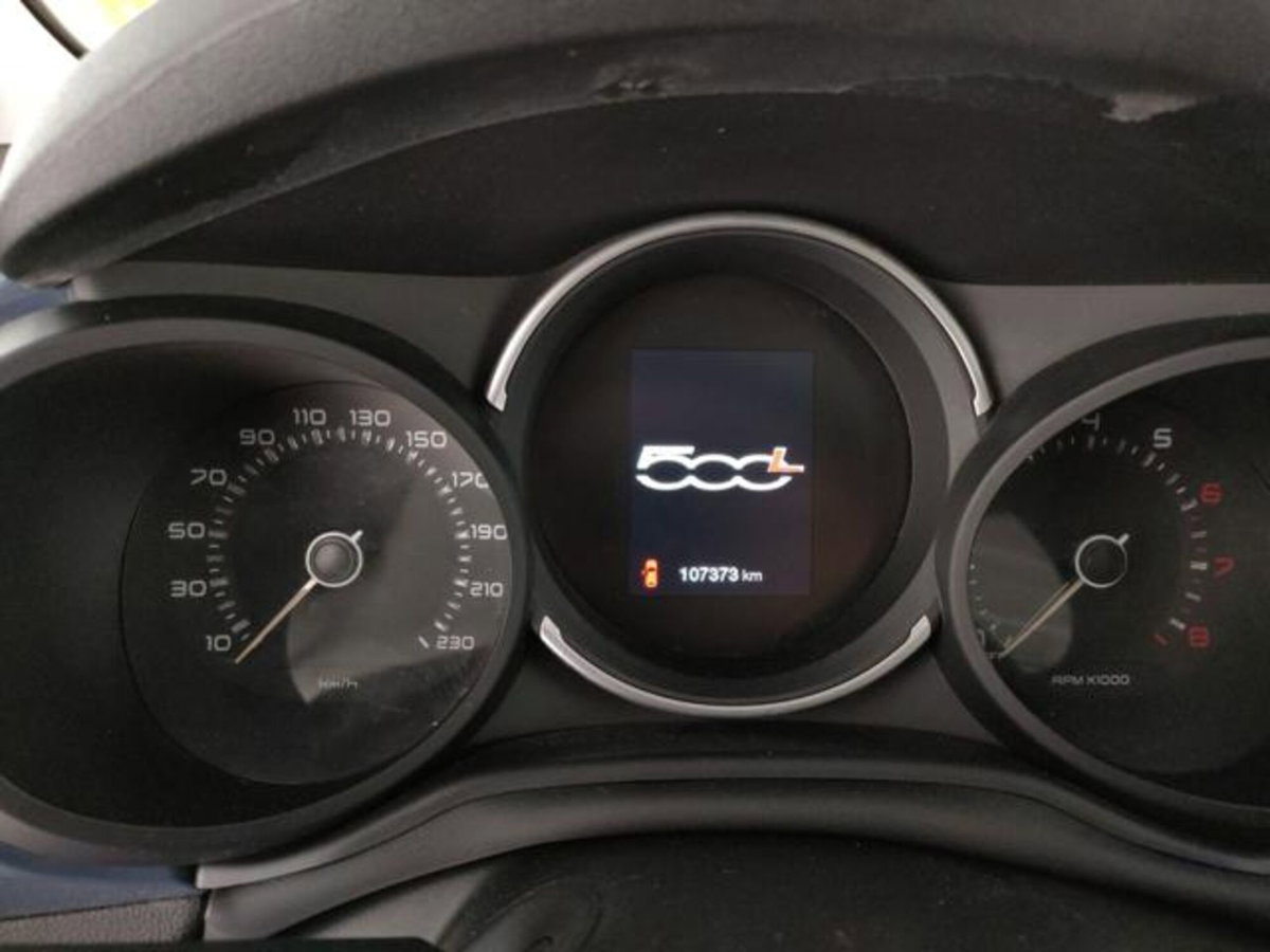 Fiat 500L 1.4 95 CV Urban (18)
