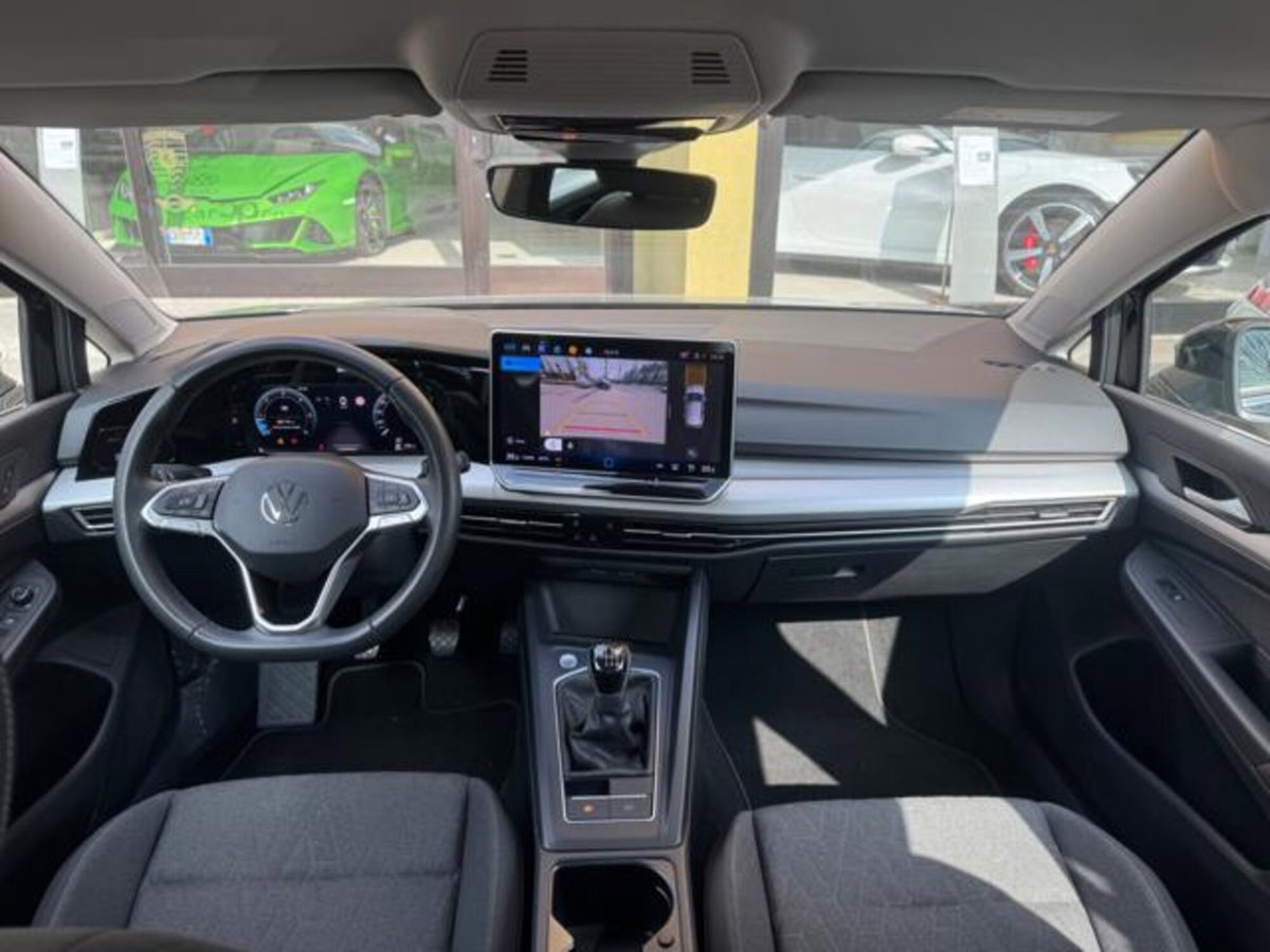 Volkswagen Golf 2.0 tdi Life 115cv (10)