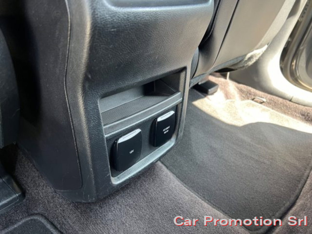 Ford Edge 2.0 TDCI 210 CV AWD Start&Stop Powershift Titanium (14)