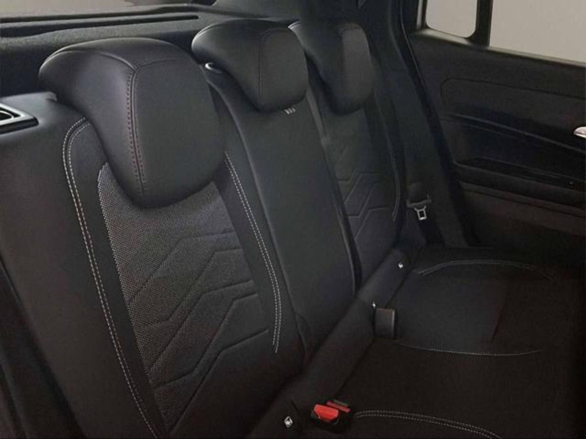 Jeep Avenger 1.2 turbo e-hybrid mhev Summit fwd 110cv edct6 (14)