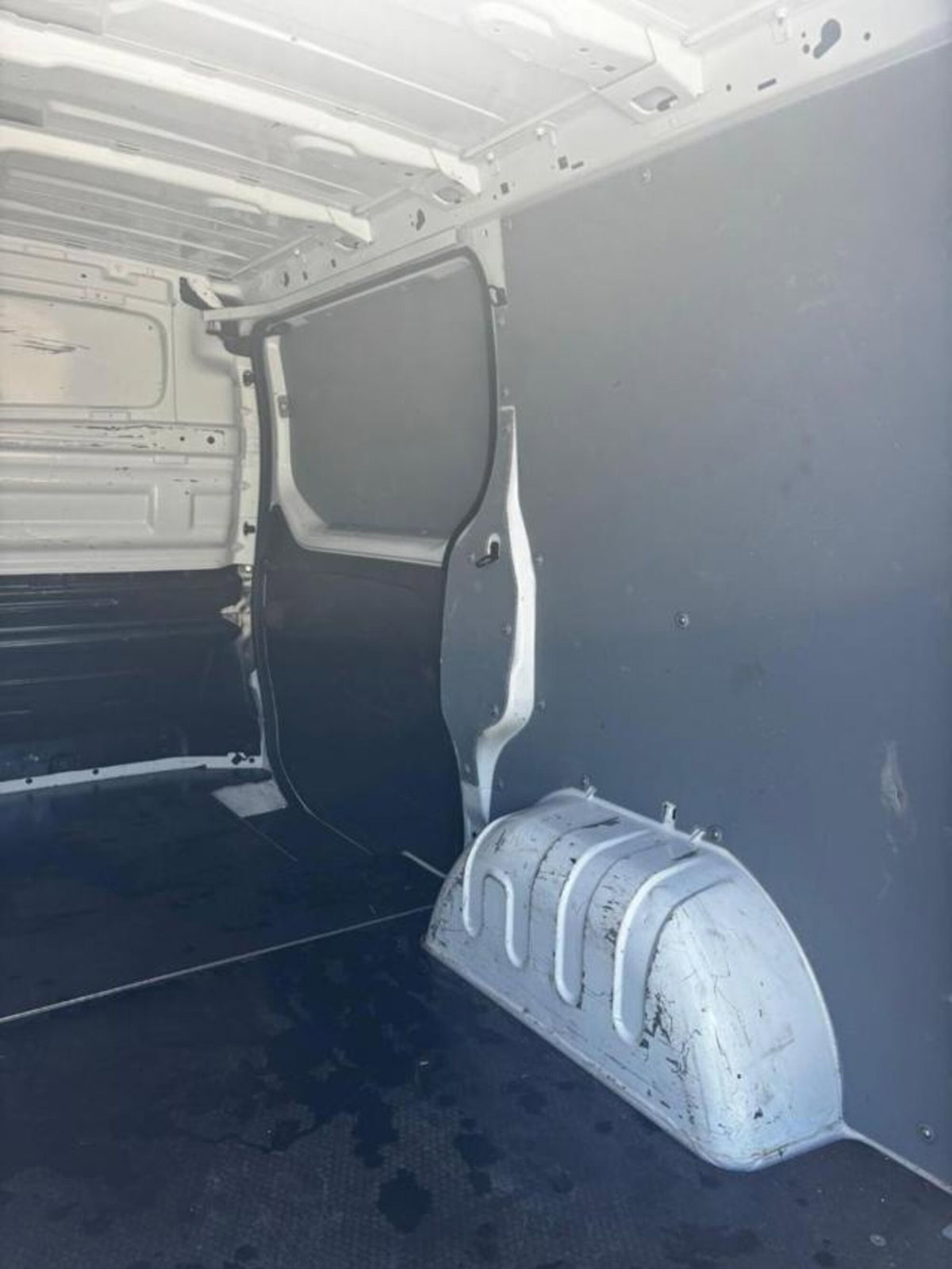 Renault Trafic Furgone T27 2.0 dCi 110CV PC-TN Furgone Ice Plus (12)