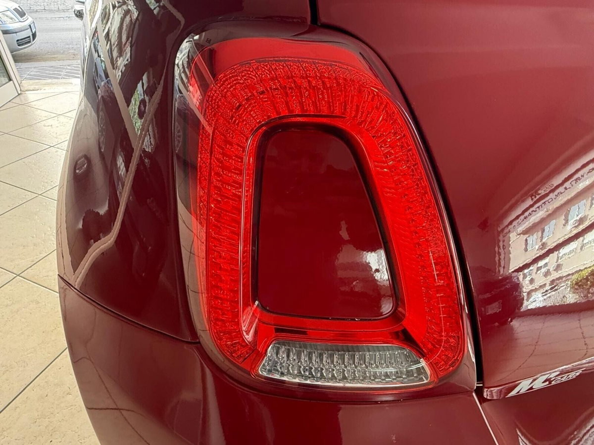 Fiat 500 1.0 Hybrid Red (16)