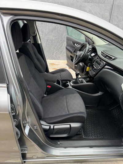 Nissan Qashqai 1.5 dCi Tekna (16)