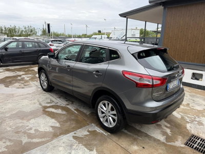 Nissan Qashqai 1.5 dCi Tekna (5)