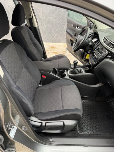 Nissan Qashqai 1.5 dCi Tekna (9)