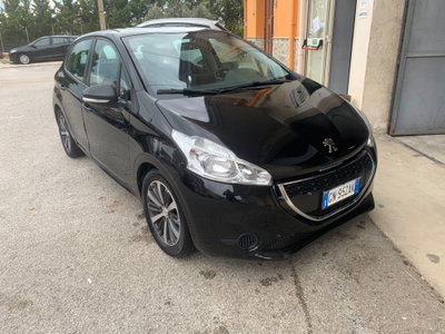 Peugeot 208 HDi 68 CV 5 porte Allure (2)