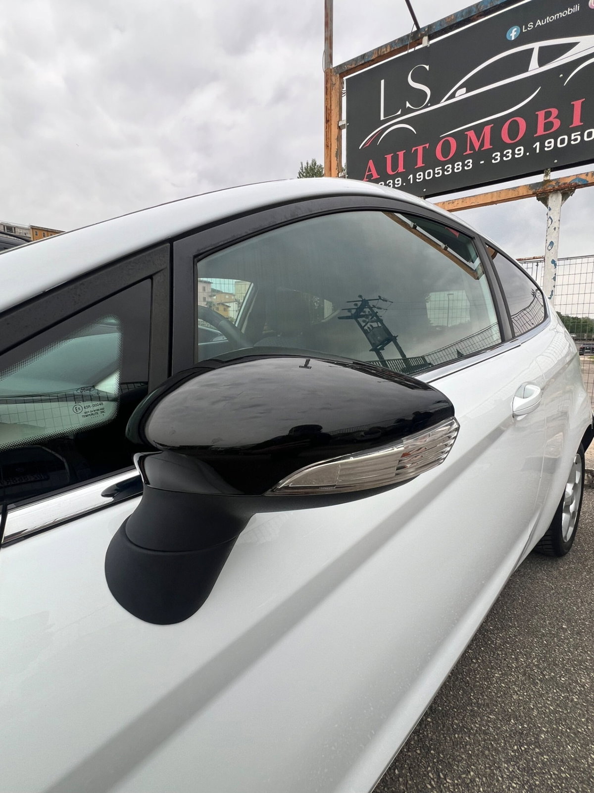 Ford Fiesta 1.4 TDCi 3p. Titanium (12)