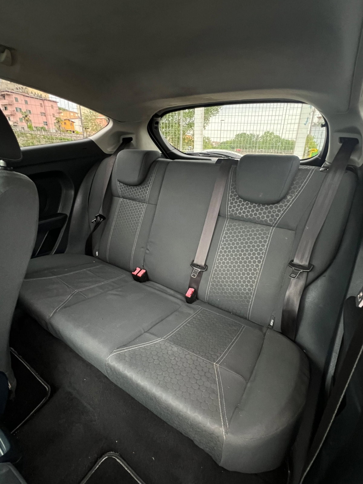 Ford Fiesta 1.4 TDCi 3p. Titanium (14)